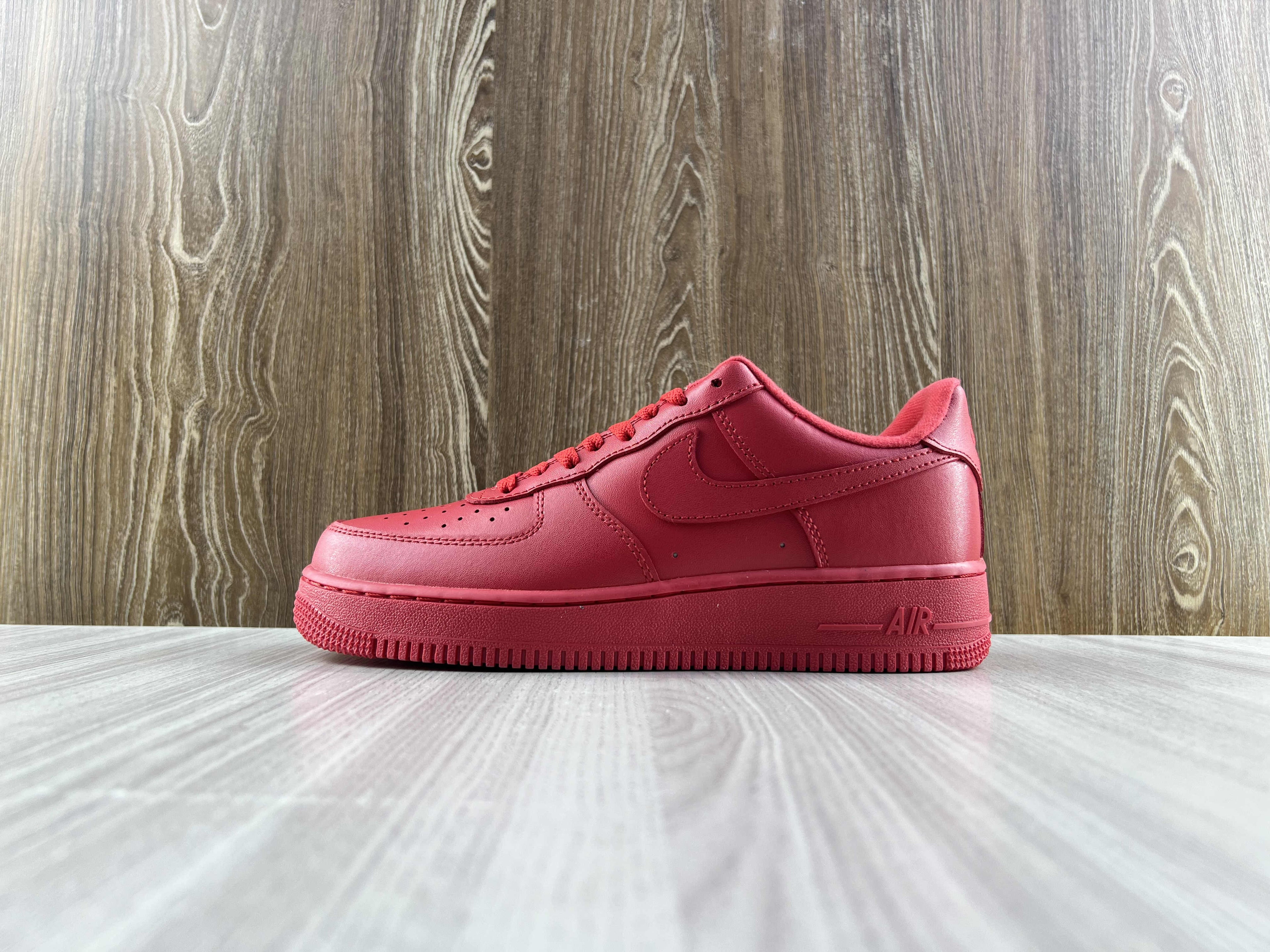 Nike Air Force 1 Low Triple Red