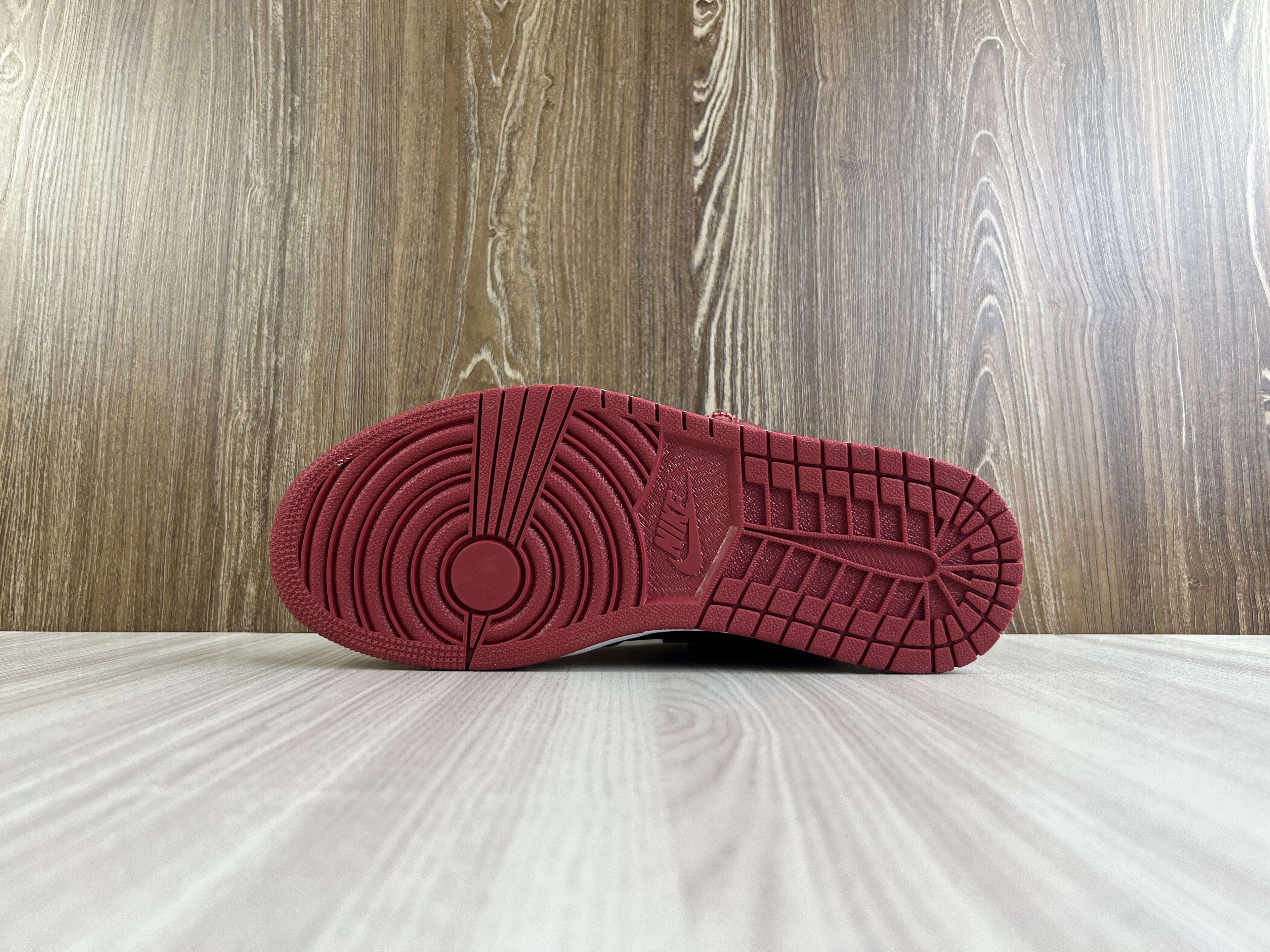 Jordan 1 Retro High OG Patent Bred