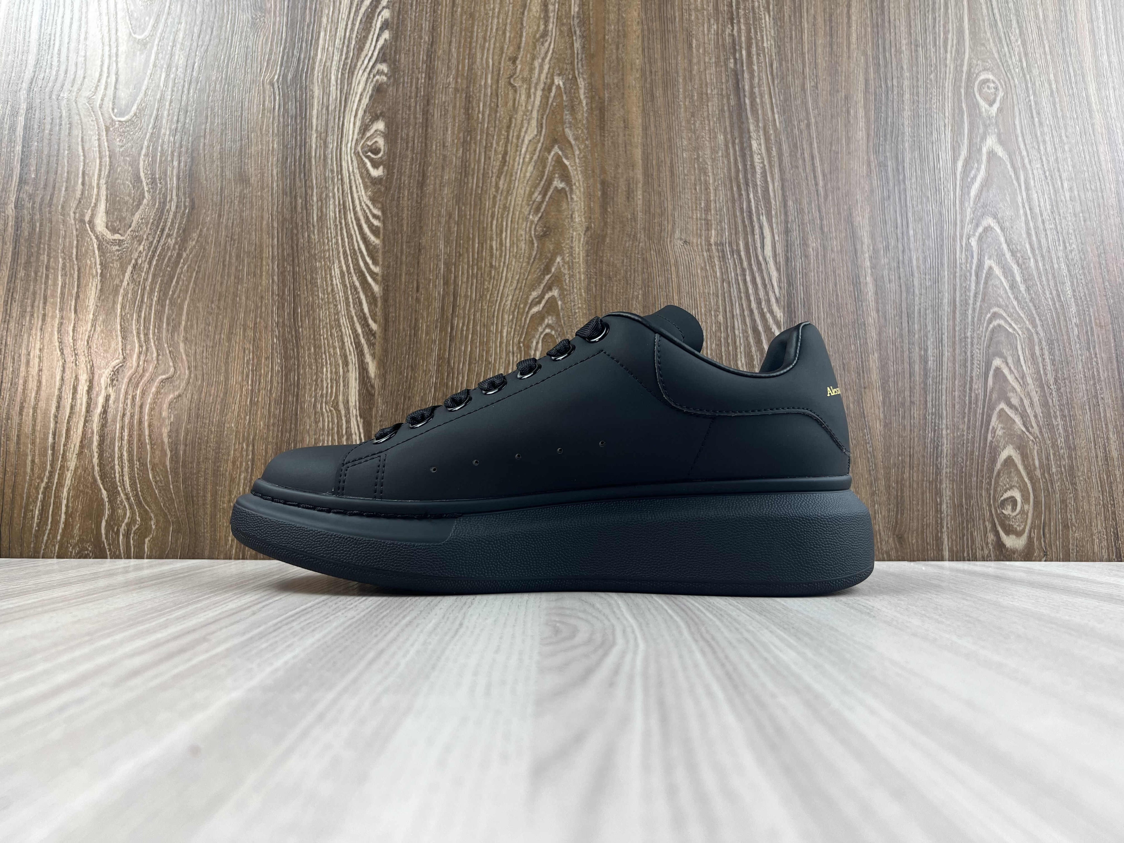 Alexander McQueen Oversized Black