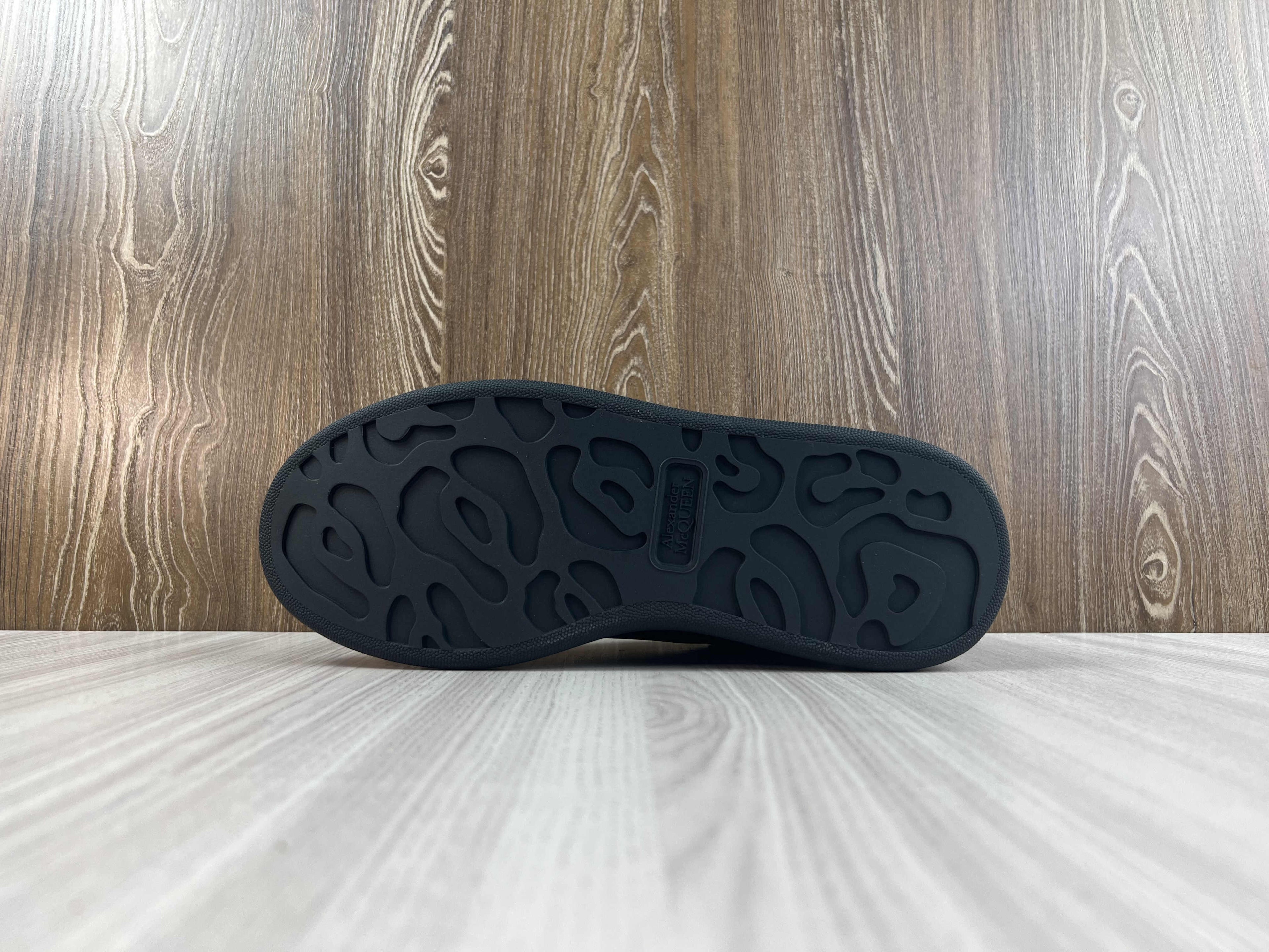 Alexander McQueen Oversized Black