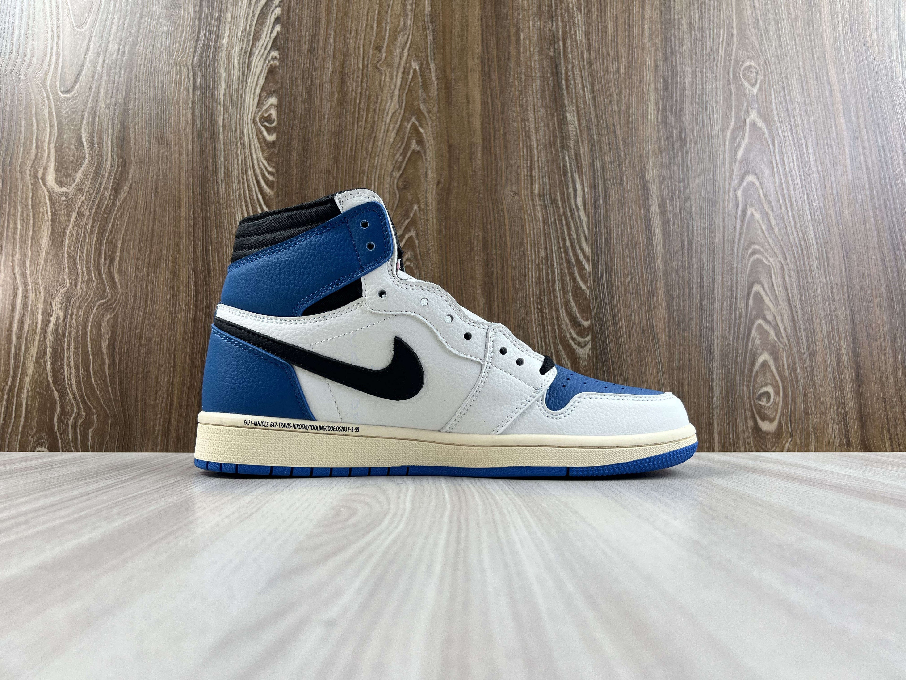 Jordan 1 Retro High OG SP Fragment x Travis Scott
