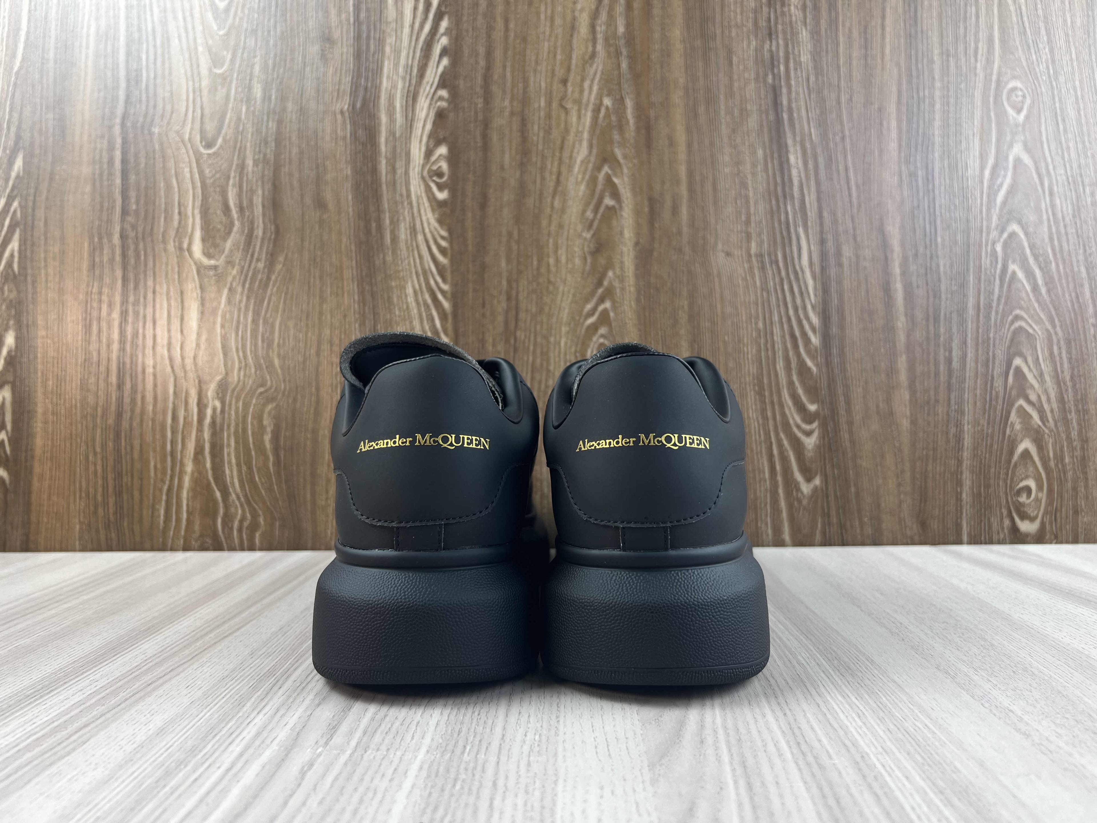 Alexander McQueen Oversized Black