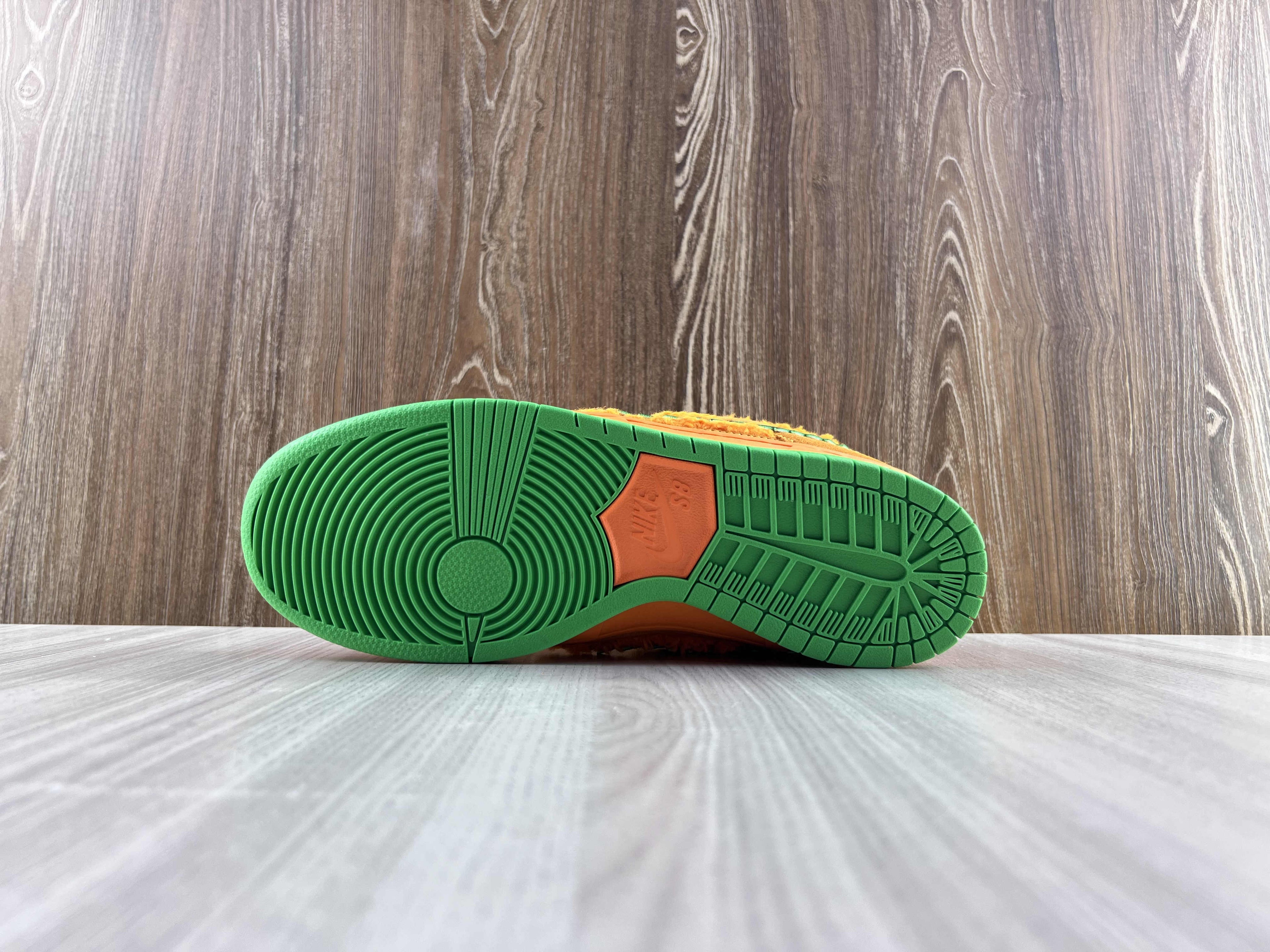 Nike SB Dunk Low Grateful Dead Bears Orange