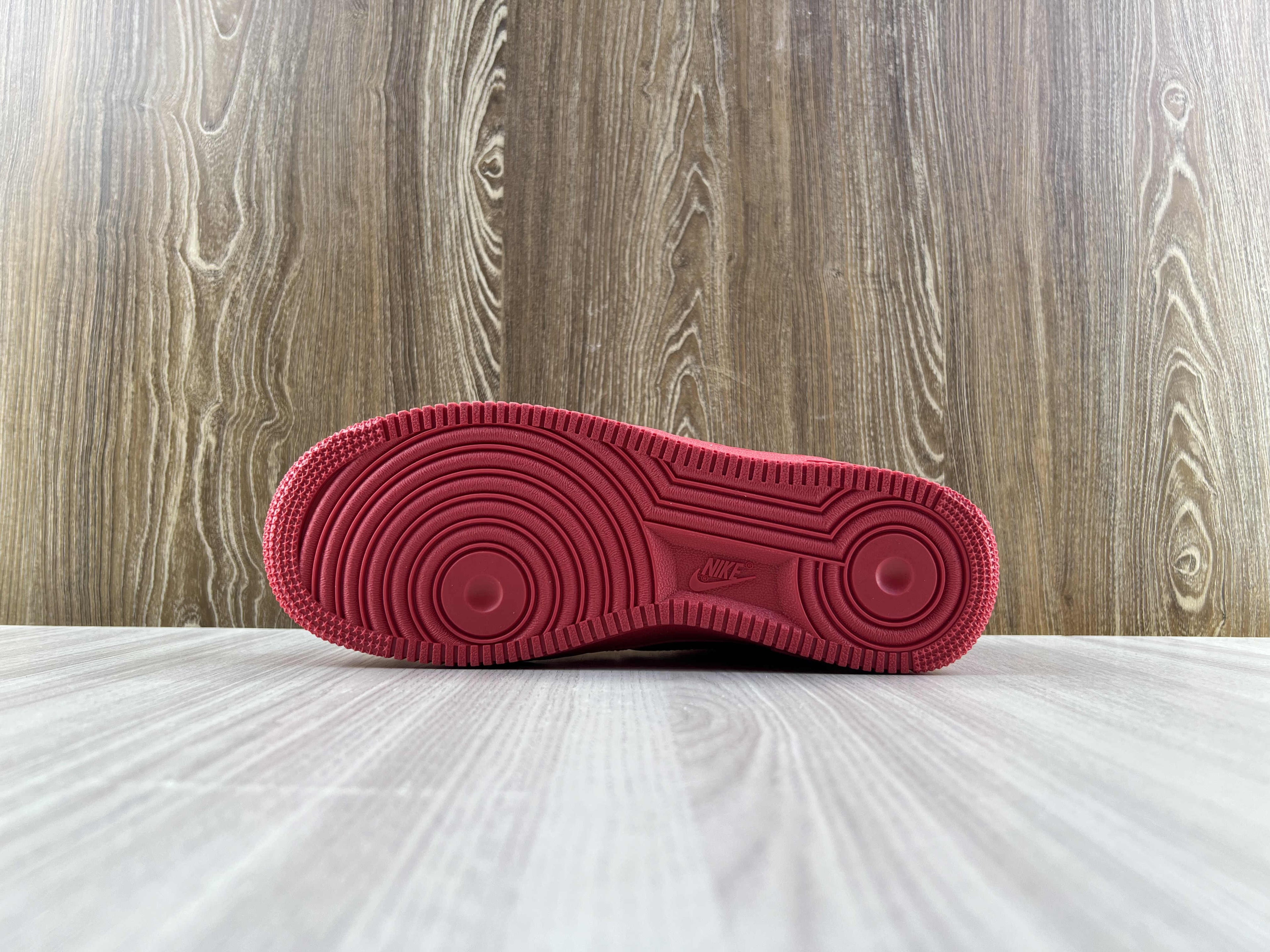 Nike Air Force 1 Low Triple Red