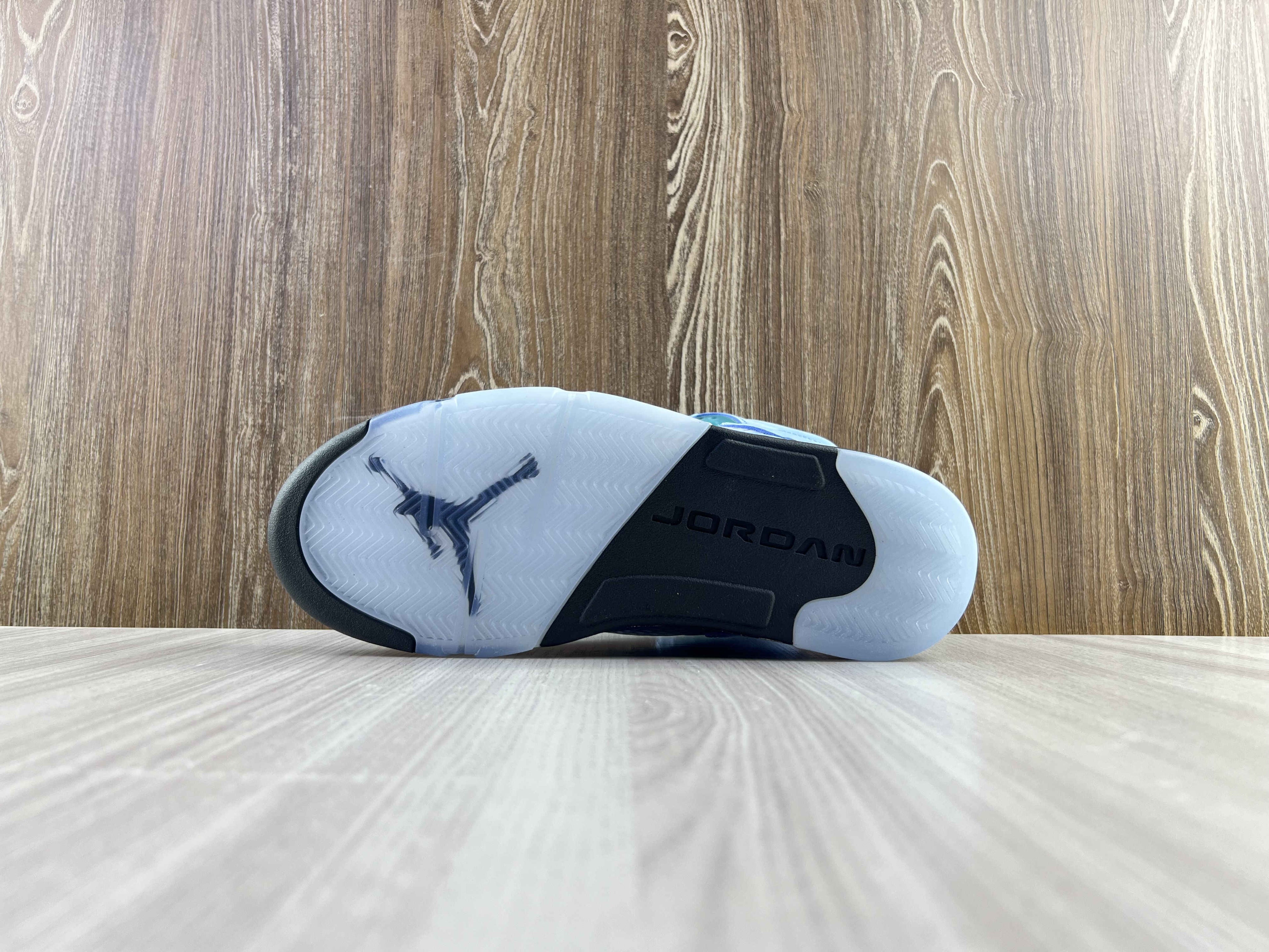 Jordan 5 Retro UNC University Blue